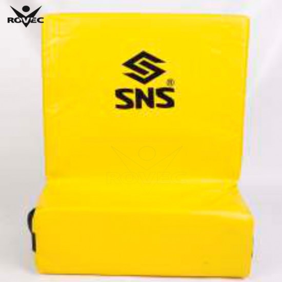 Rugby Club Contact shield
